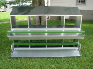 Chicken-egg-roller-nesting-boxes
